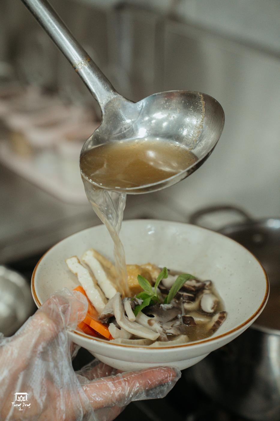 Trong bếp